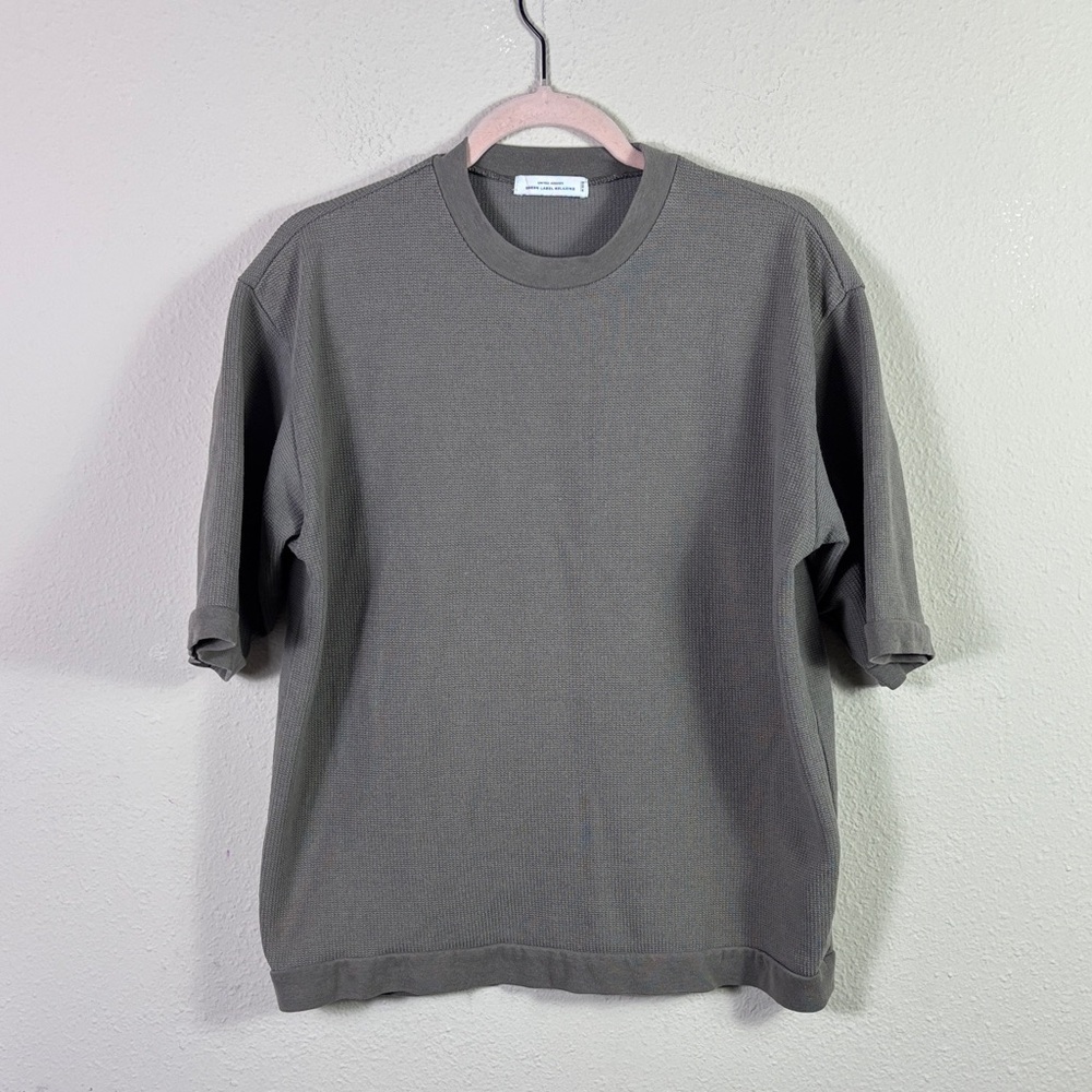 United Arrows Green Label Relaxing Top size Medium. Greenish grayish color.